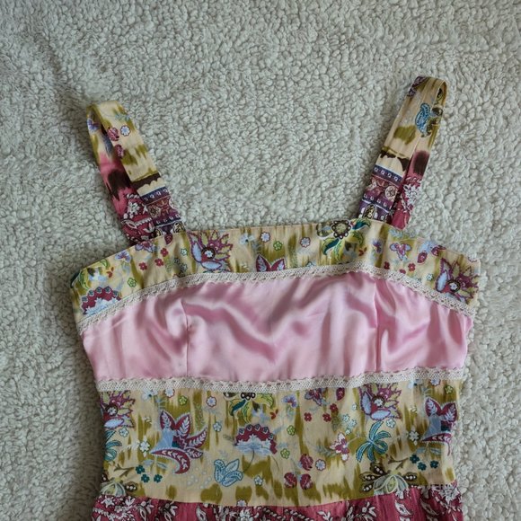 Multipatterned Floral Pink Dress - Picture 2 of 4